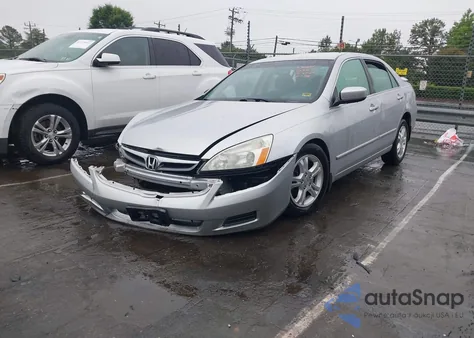 2007 Honda Accord 2.4 Se z USA, uszkodzony, nr VIN 1HGCM56397A040311